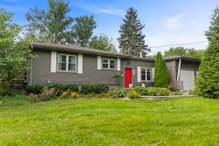 2N180 Mildred Avenue, Glen Ellyn, IL 60137