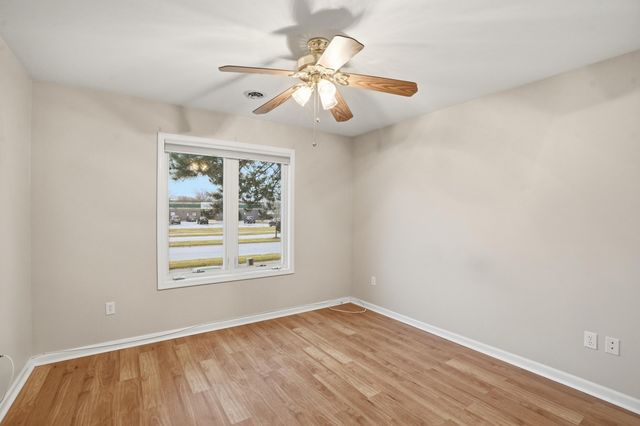 2219 Sandridge Lane, Dyer, IN 46311