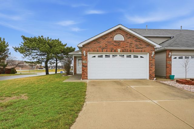 2219 Sandridge Lane, Dyer, IN 46311