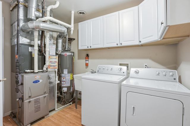 2219 Sandridge Lane, Dyer, IN 46311