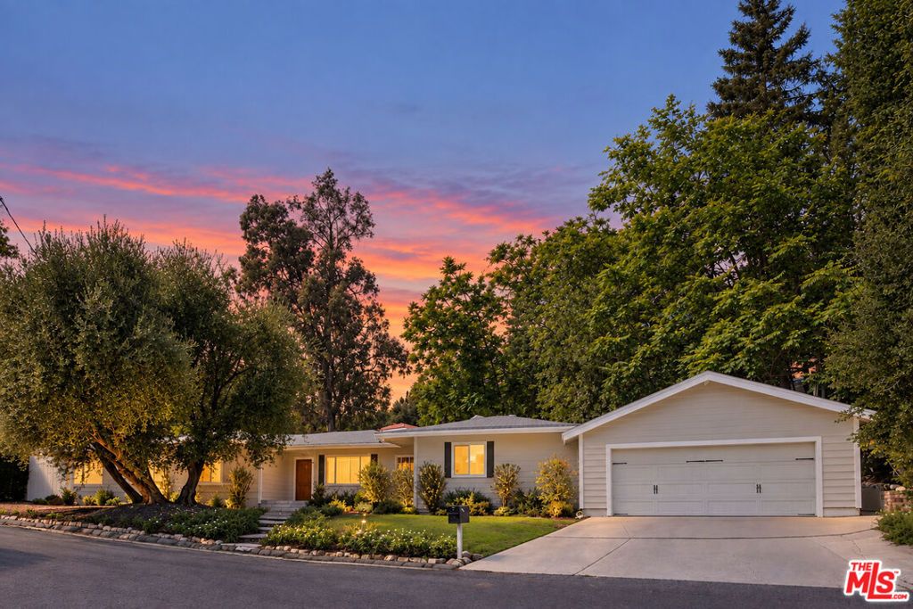4901 Palo Drive, Los Angeles, CA 91356 — exterior