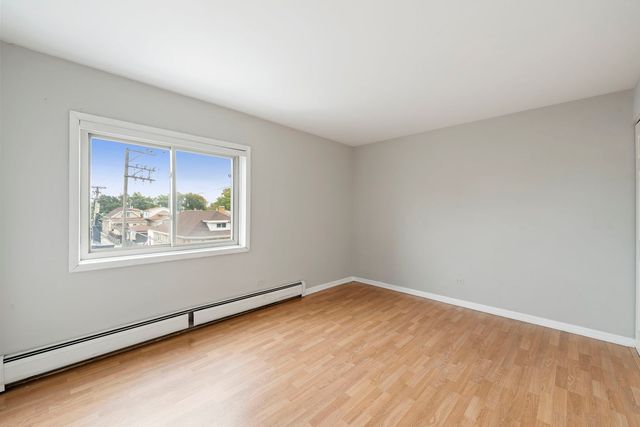 7733 W Belmont Avenue 306, Elmwood Park, IL 60707