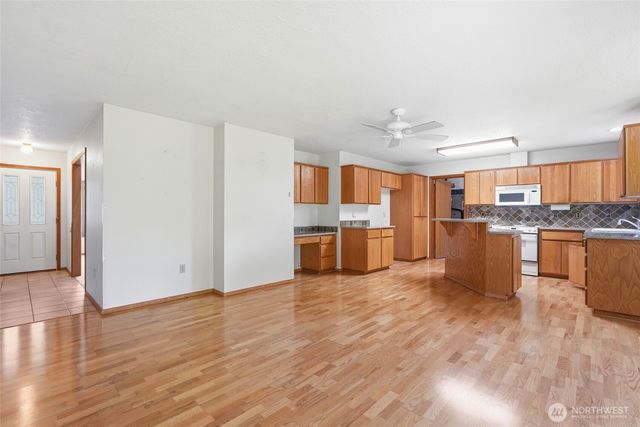 232 Sparks, Kelso, WA 98626