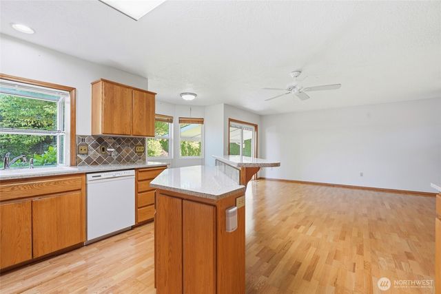 232 Sparks, Kelso, WA 98626
