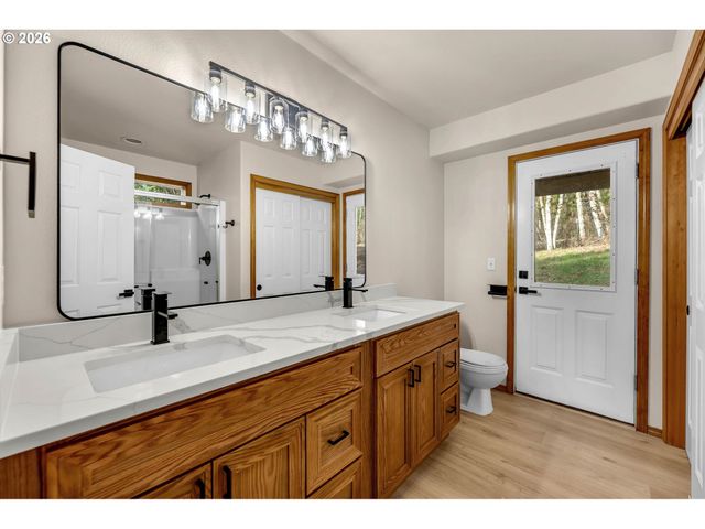 27614 Ne 434TH St, Amboy, WA 98601