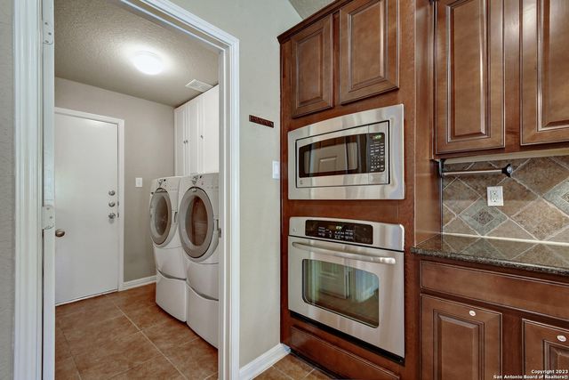 13307 Biltmore Lakes, Live Oak, TX 78233