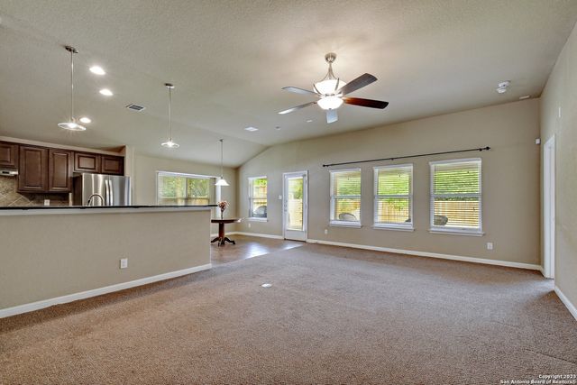 13307 Biltmore Lakes, Live Oak, TX 78233