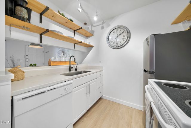 807 W Trinity Avenue Apt 127, Durham, NC 27701