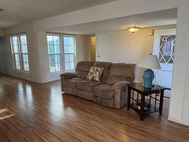 21205 Blue Curl, Canyon Country, CA 91351
