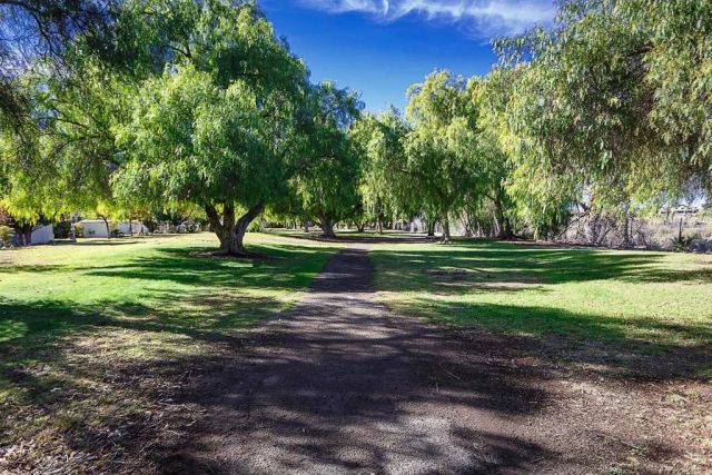 21205 Blue Curl, Canyon Country, CA 91351