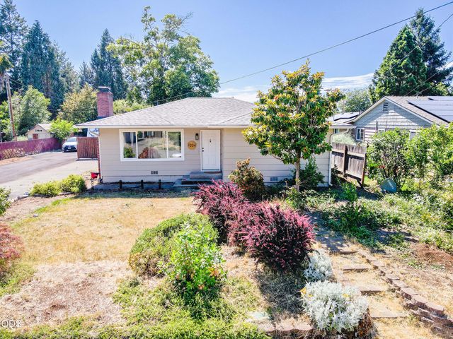 1224 SW Oak Street, Grants Pass, OR 97526
