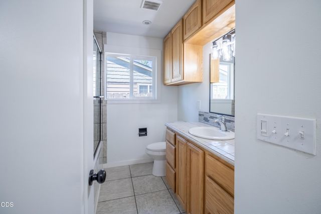 1224 SW Oak Street, Grants Pass, OR 97526