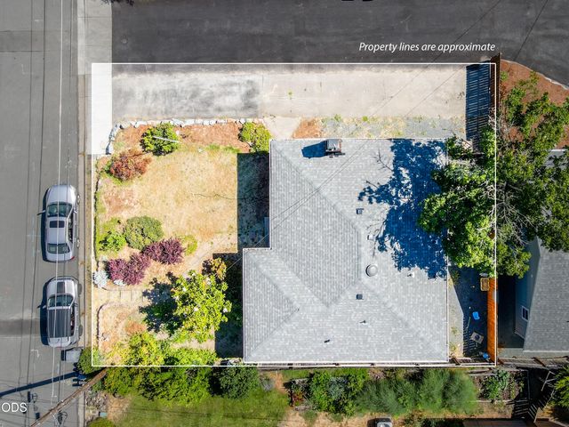 1224 SW Oak Street, Grants Pass, OR 97526