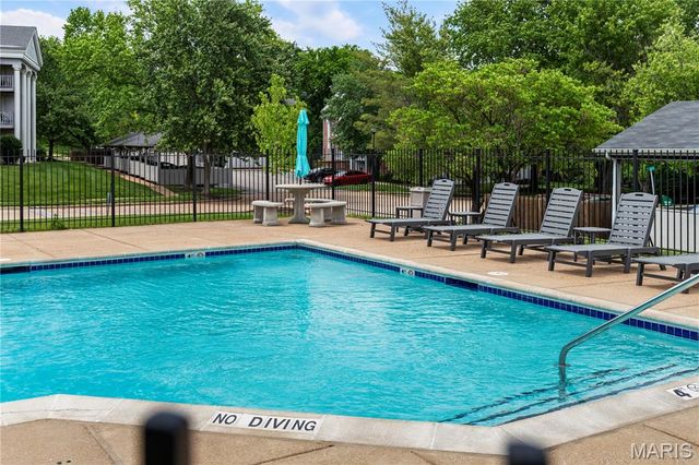 7611 Triwoods Drive D, Shrewsbury, MO 63119