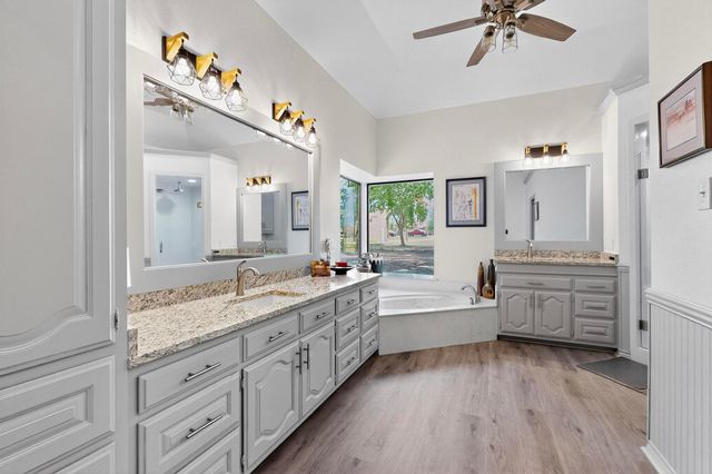 11208 Mason Drive, Lavon, TX 75166