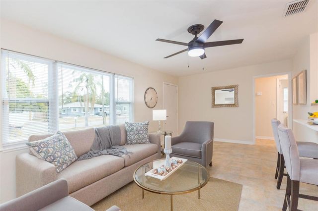 1235 PALM STREET, Clearwater, FL 33755