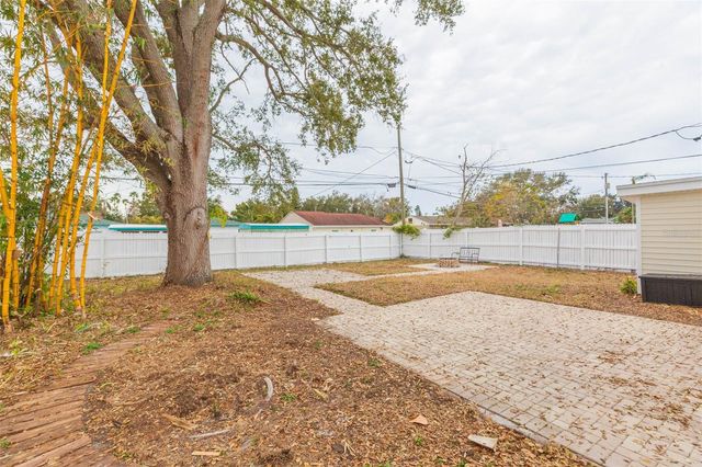 1235 PALM STREET, Clearwater, FL 33755