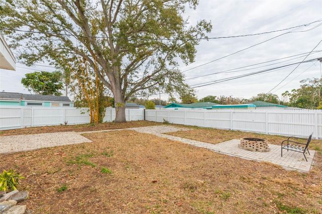 1235 PALM STREET, Clearwater, FL 33755