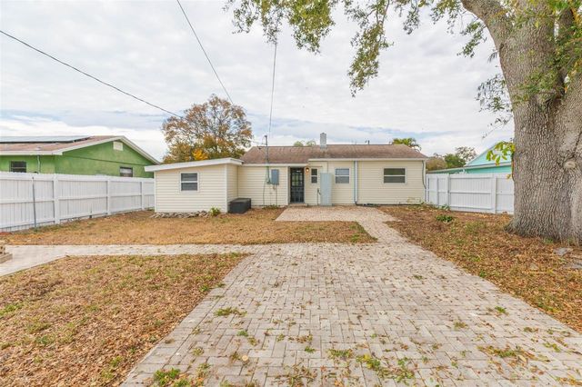 1235 PALM STREET, Clearwater, FL 33755