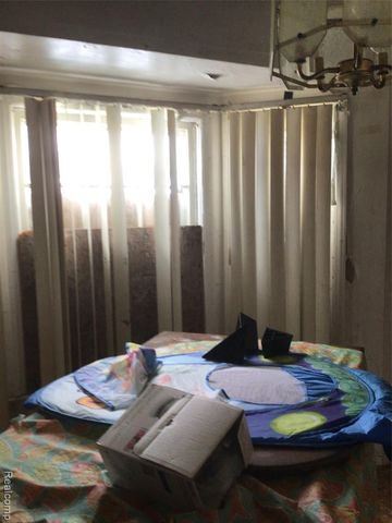 9930 Whitcomb Street, Detroit, MI 48227