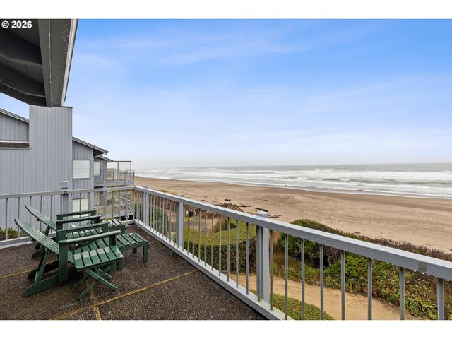 4175 N HIGHWAY 101 D-2, Depoe Bay, OR 97341