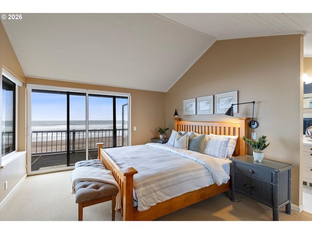 4175 N HIGHWAY 101 D-2, Depoe Bay, OR 97341