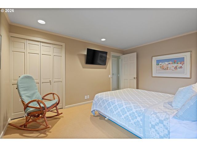 4175 N HIGHWAY 101 D-2, Depoe Bay, OR 97341