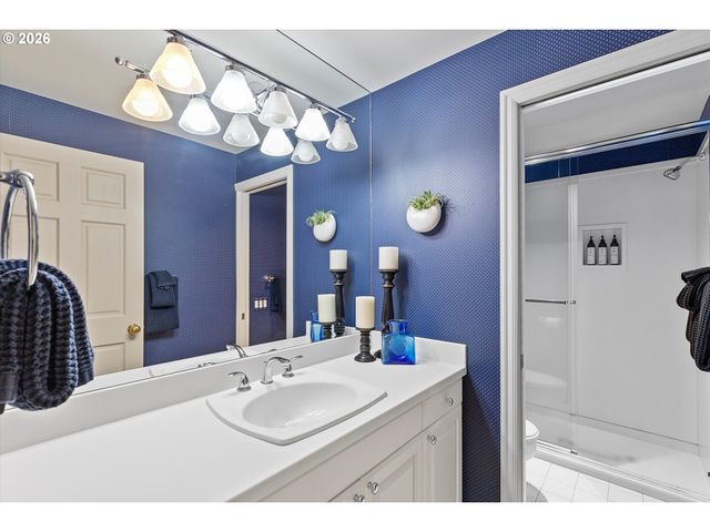 4175 N HIGHWAY 101 D-2, Depoe Bay, OR 97341