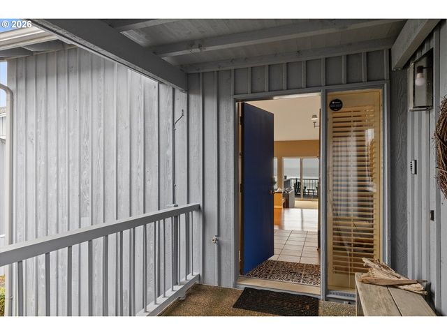 4175 N HIGHWAY 101 D-2, Depoe Bay, OR 97341