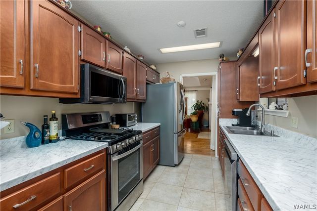 1826 Fox Ridge, Tuscaloosa, AL 35406
