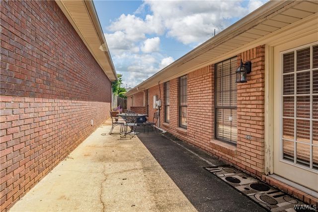 1826 Fox Ridge, Tuscaloosa, AL 35406