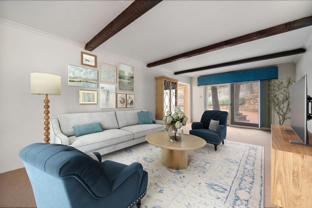 905 Live Oak Lane, Arlington, TX 76012