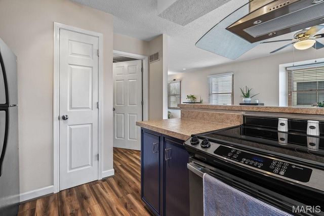 5527 Pierre Court, Mehlville, MO 63128