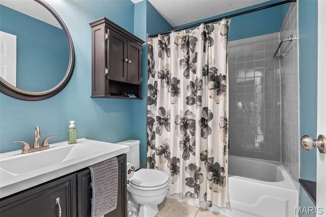 5527 Pierre Court, Mehlville, MO 63128