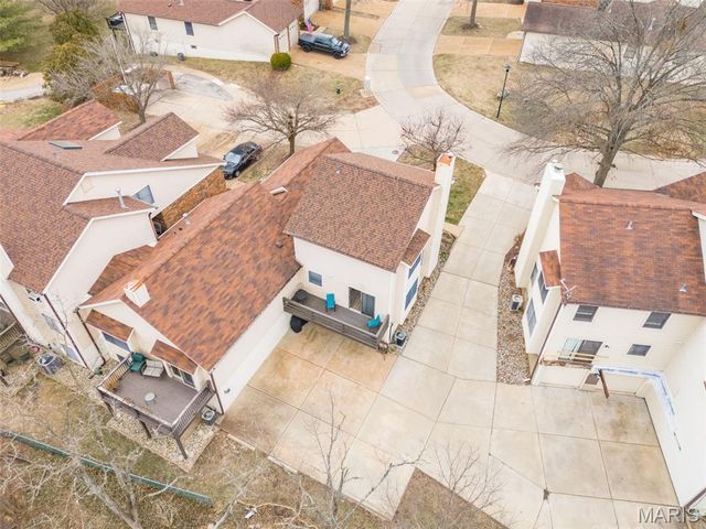 5527 Pierre Court, Mehlville, MO 63128