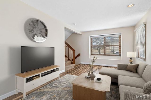 5527 Pierre Court, Mehlville, MO 63128