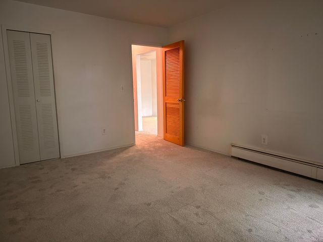 4921 N Crooks Road N-10, Royal Oak, MI 48073