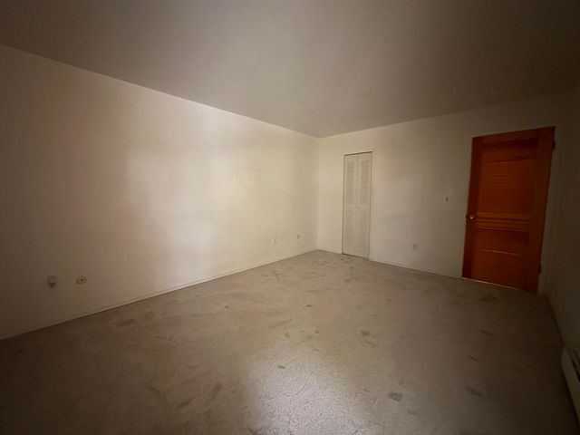 4921 N Crooks Road N-10, Royal Oak, MI 48073