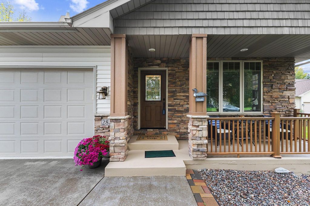 28329 Lakeside Lane, Lindstrom, MN 55045 — photo 5