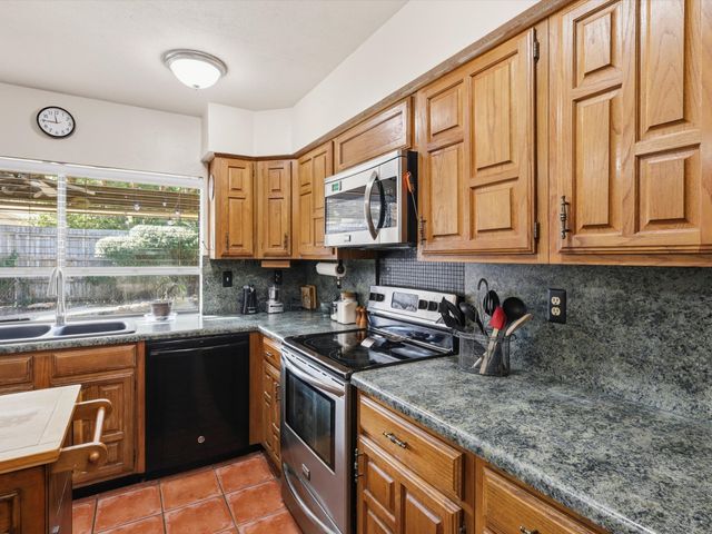 303 Woodhurst Drive, Coppell, TX 75019