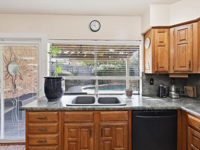 303 Woodhurst Drive, Coppell, TX 75019