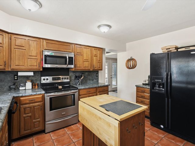 303 Woodhurst Drive, Coppell, TX 75019