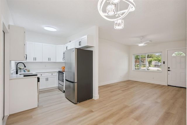 3013 KELVINGTON DRIVE, Orlando, FL 32810