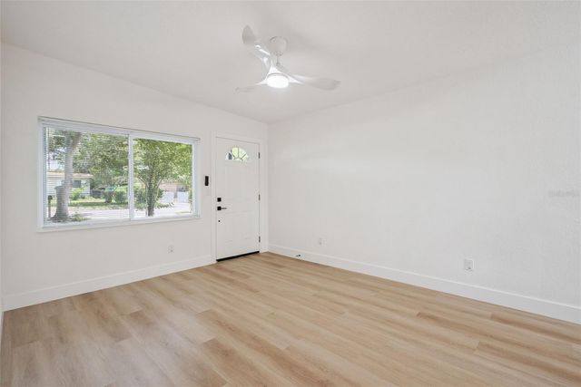 3013 KELVINGTON DRIVE, Orlando, FL 32810