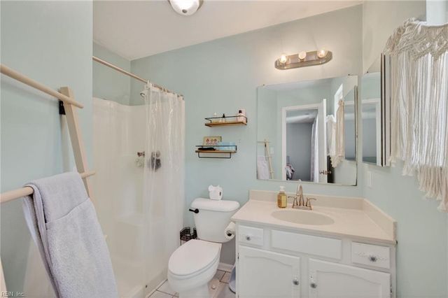 4912 Cliffony DR, Virginia Beach, VA 23464