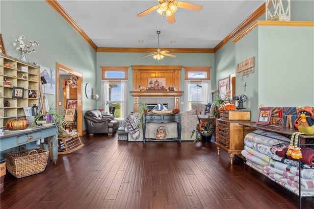 18500 E 191st Street, Pleasant Hill, MO 64080