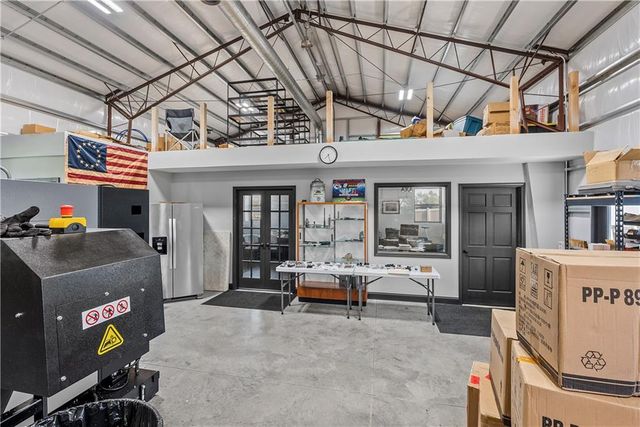 18500 E 191st Street, Pleasant Hill, MO 64080