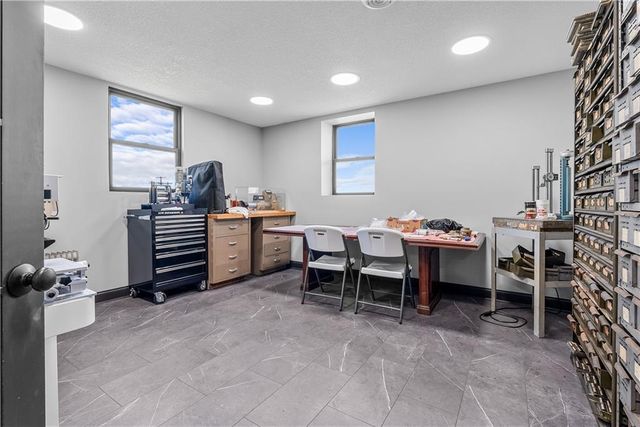 18500 E 191st Street, Pleasant Hill, MO 64080