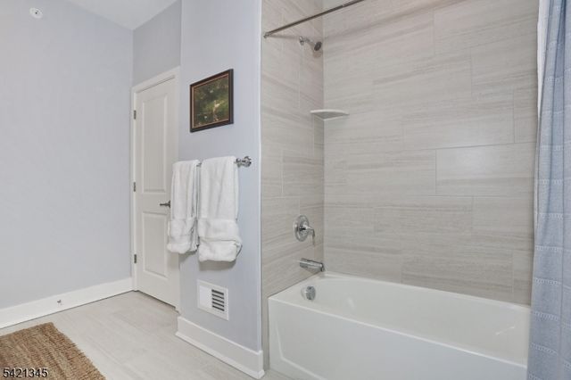 54 Harvest Way, Little Falls Twp., NJ 07424