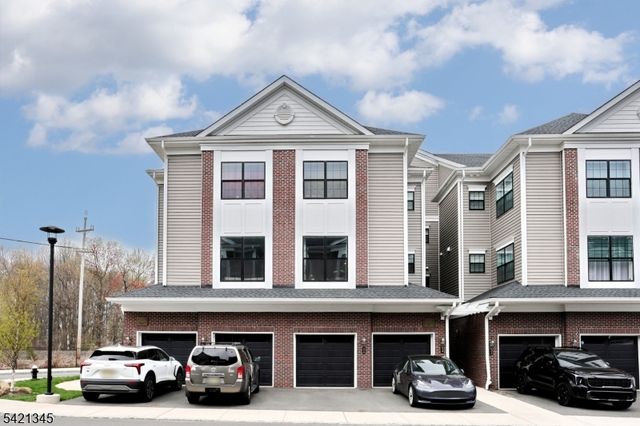 54 Harvest Way, Little Falls Twp., NJ 07424